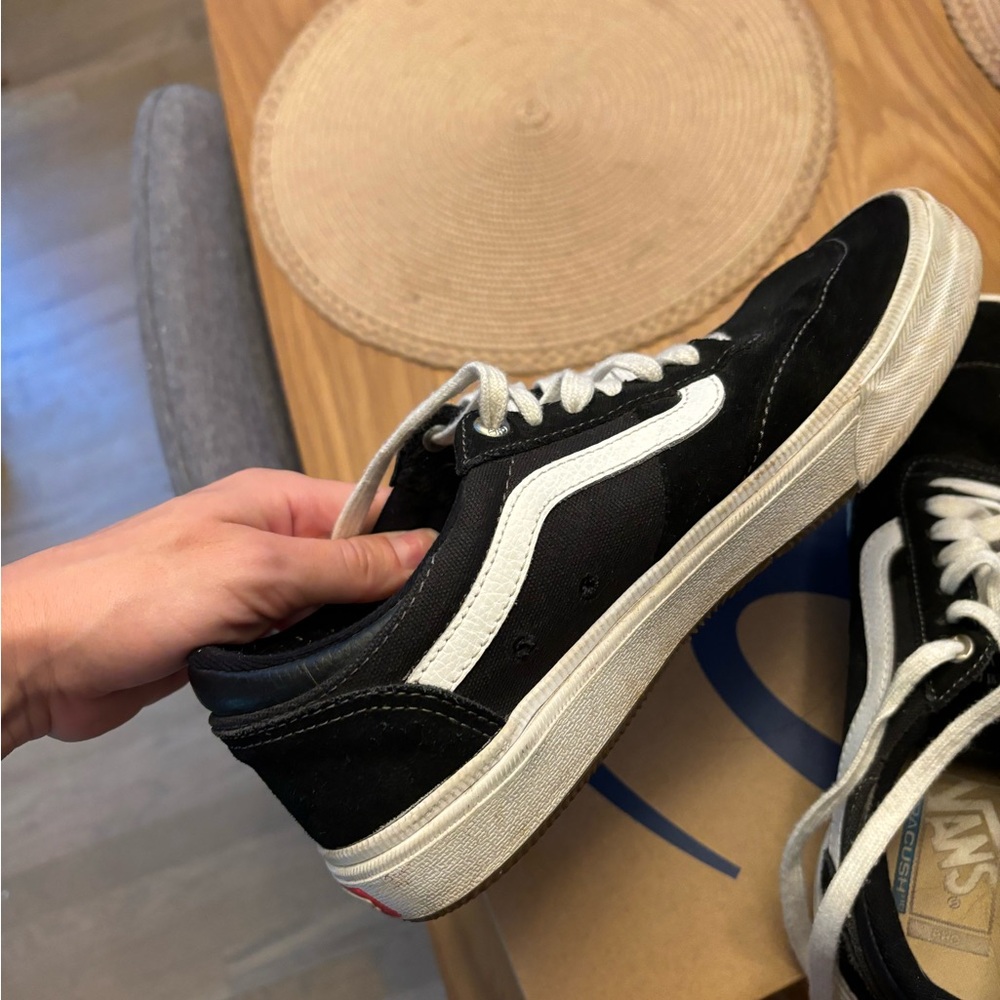 Vans Old Skool Pro women’s size 9/ men 7.5